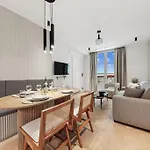 De Luxe Et Elegant Apartman